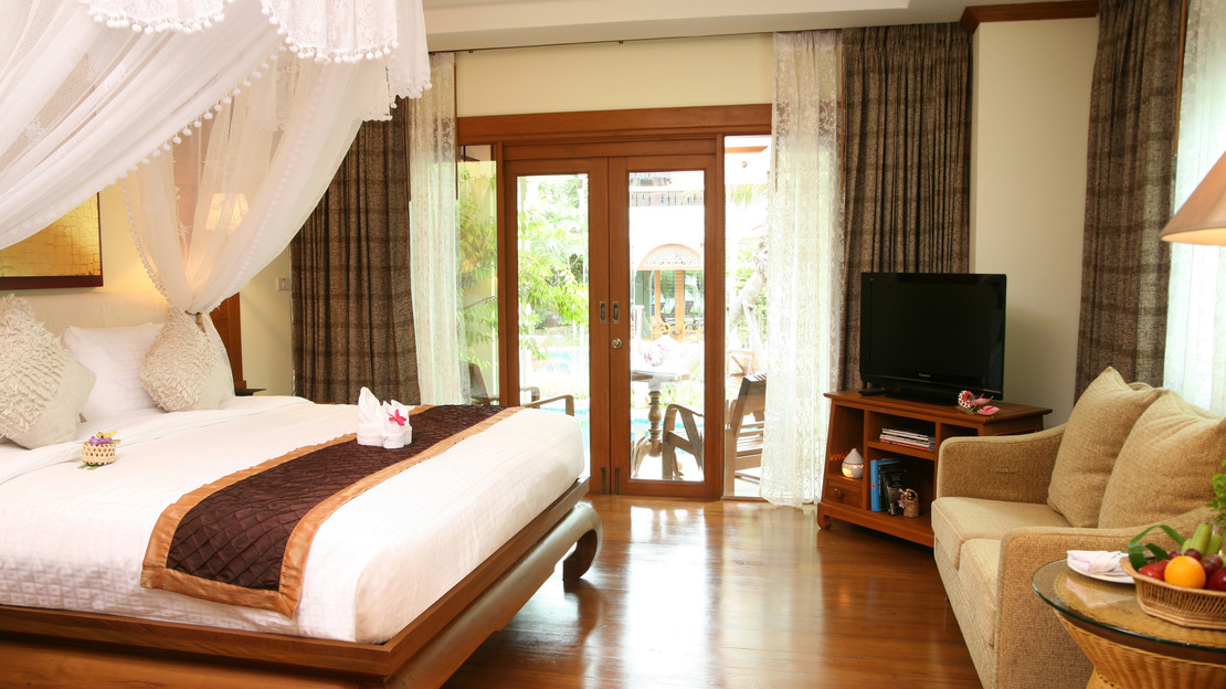 Lanna Deluxe Pool Access